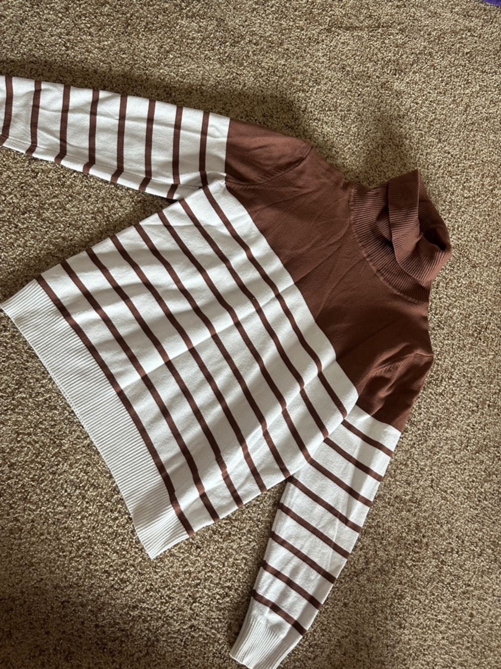 Womens Brown & White Striped Turtleneck Long Sleeve Top